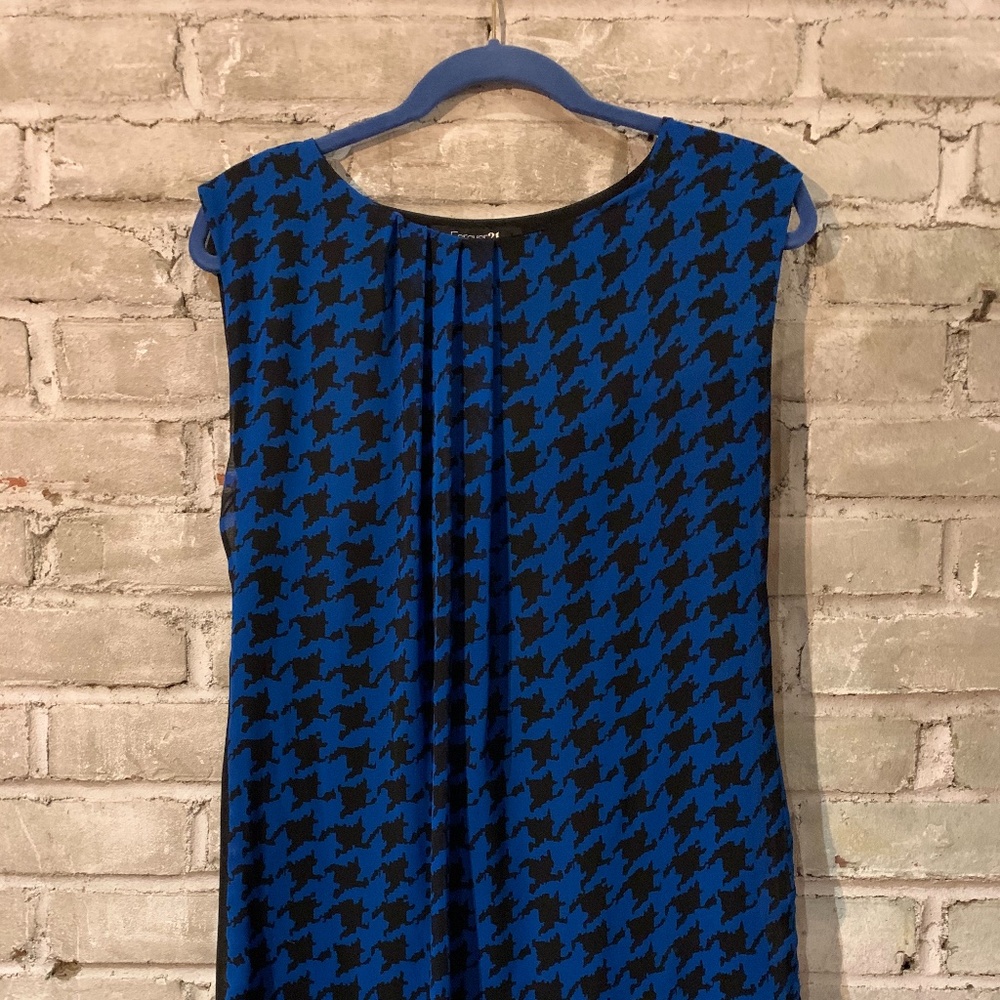 Blue & Black Houndstooth mini!